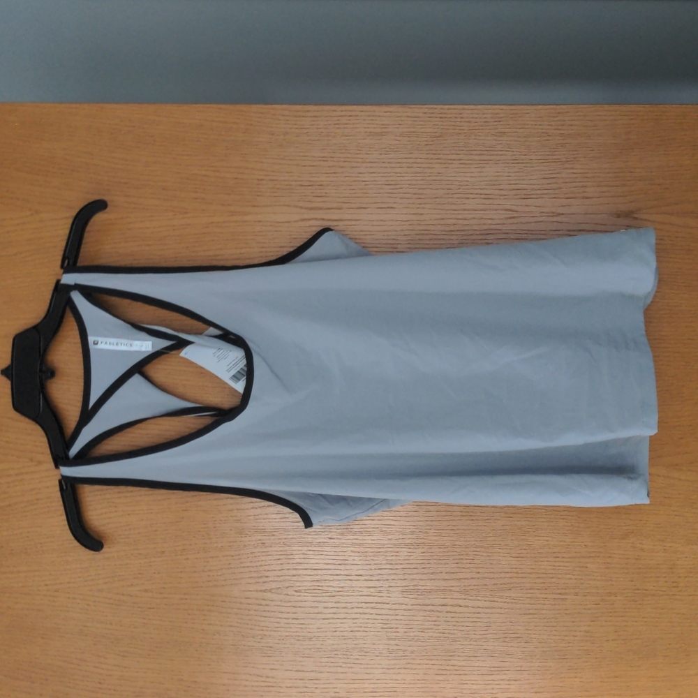 Fabletics Gray Tyra Tank, Large
